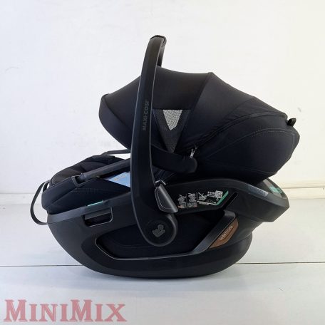 Maxi-Cosi Coral Slide Pro babahordozó Onyx Black