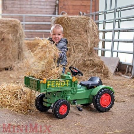 Big Fendt pedálos traktor
