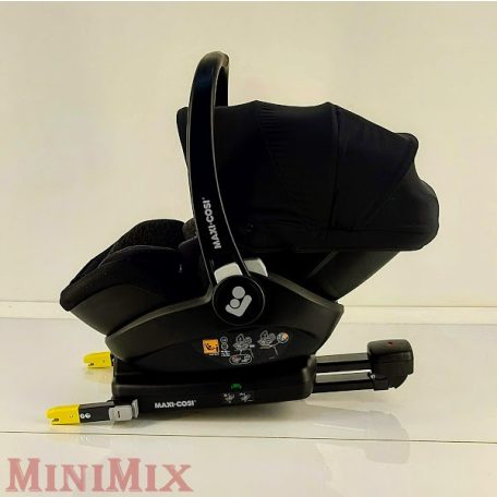 MAXI-COSI Marble inkl. Base 45-85 cm Essential Black hordozó i-Size