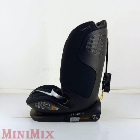 Maxi-Cosi Titan Pro2 76-150 cm Authentic Black gyerekülés i-Size