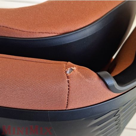 MAXI-COSI Titan Pro 76-150 cm Authentic Cognac gyerekülés i-Size
