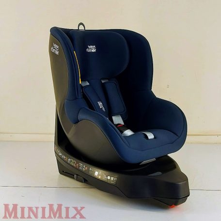 BRITAX RÖMER Dualfix M Plus 61-105 cm Night Blue gyerekülés i-Size
