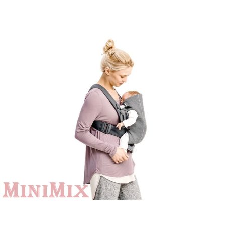 BabyBjörn Mini Dusty Pink kenguru babahordozó