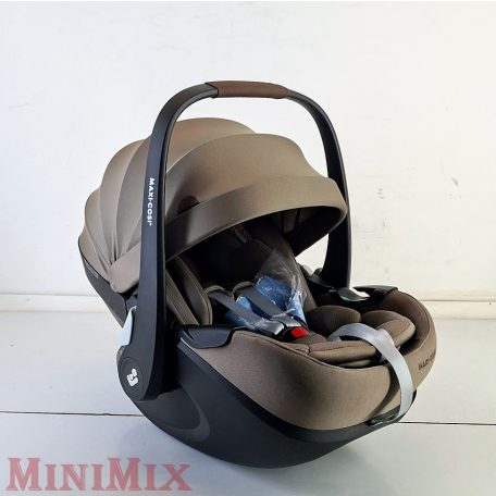 Maxi-Cosi Pebble 360 Pro2 40-87 cm Twillic Truffle autós babahordozó