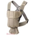 BabyBjörn Mini Grey beige 3D Mesh babahordozó