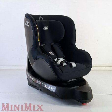 Britax Römer Dualfix M Plus 61-105 cm Space Black gyerekülés 3 hó-4 év