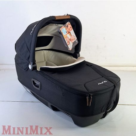 Nuna Cari next 40-75 cm Caviar autós babahordozó